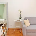 Apartment La Civetta A Navona Rome